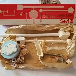 Mobile holder: musical and movement